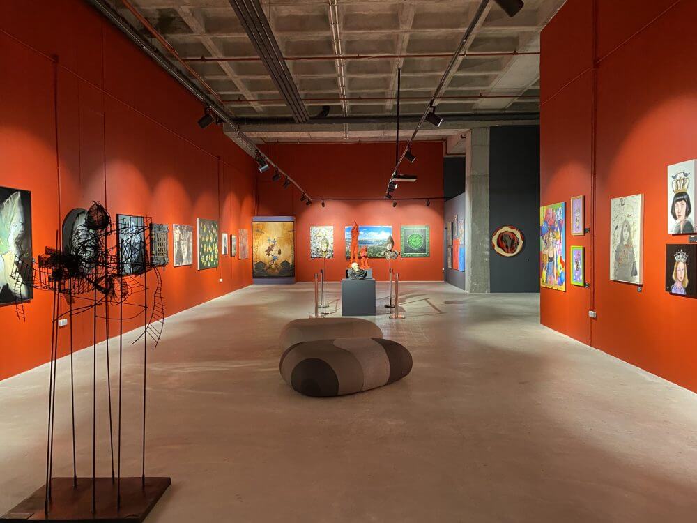 Galerimizi Keşfedin