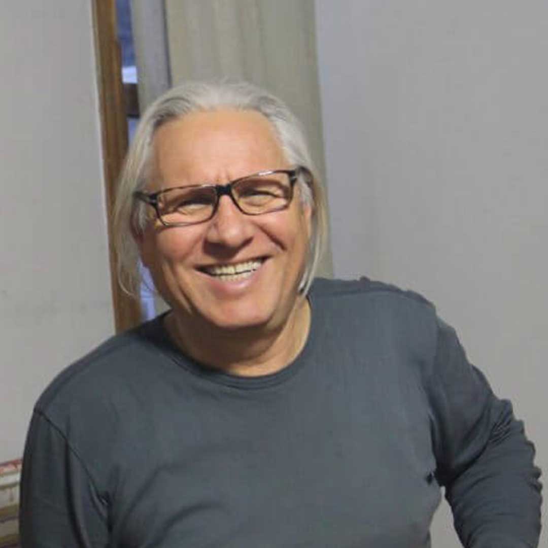 Ekrem Kahraman Kimdir